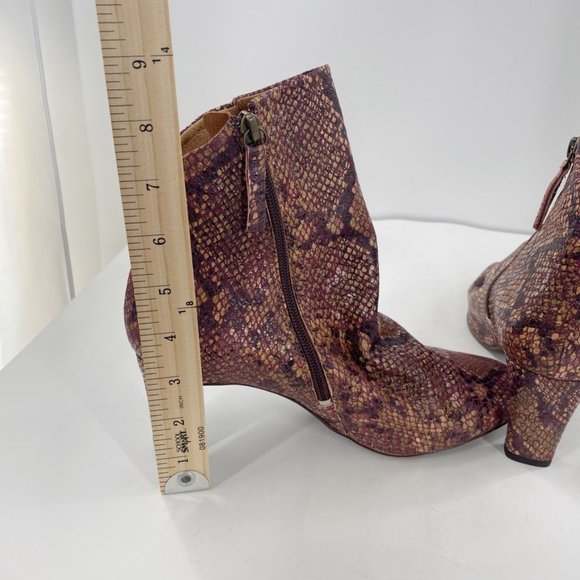Free People Cybill Boots Ankle Wine Snake Size 39 / 8.5 NEW - Picture 9 of 12